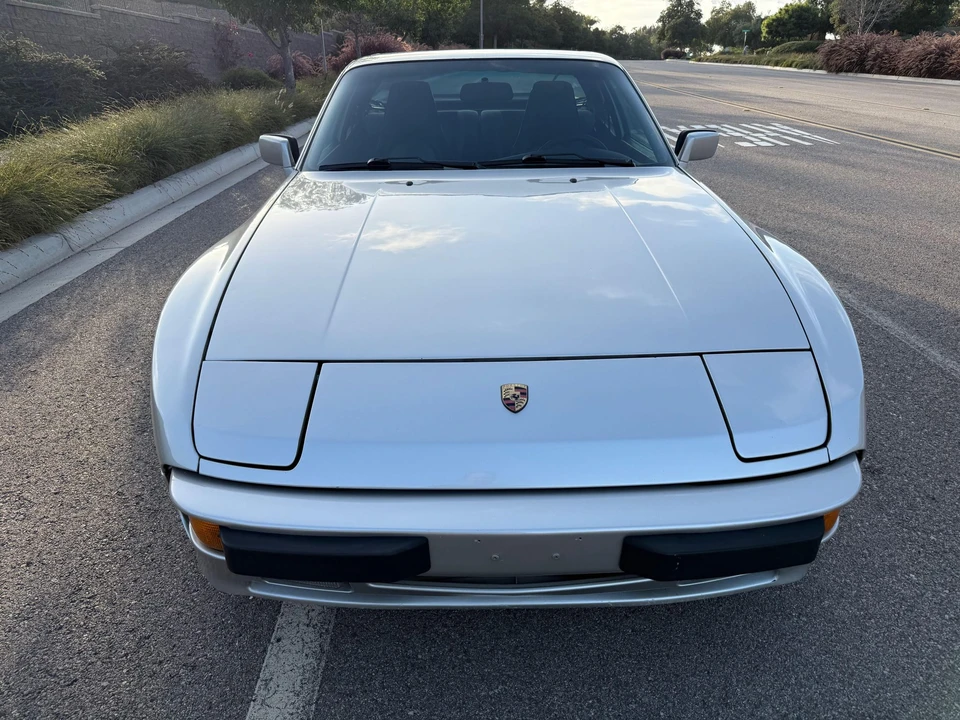 1988 Porsche 944 - Image 13 of 31