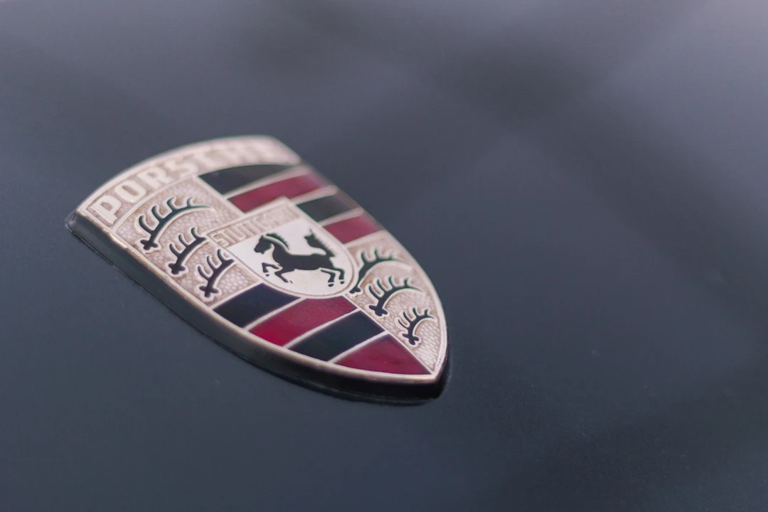 1988 Porsche 944 - Image 13 of 31