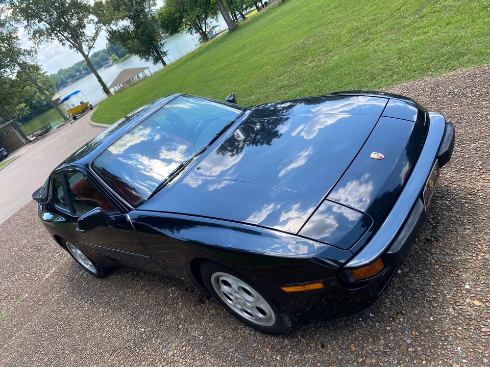 1988 Porsche 944 - Image 10 of 31