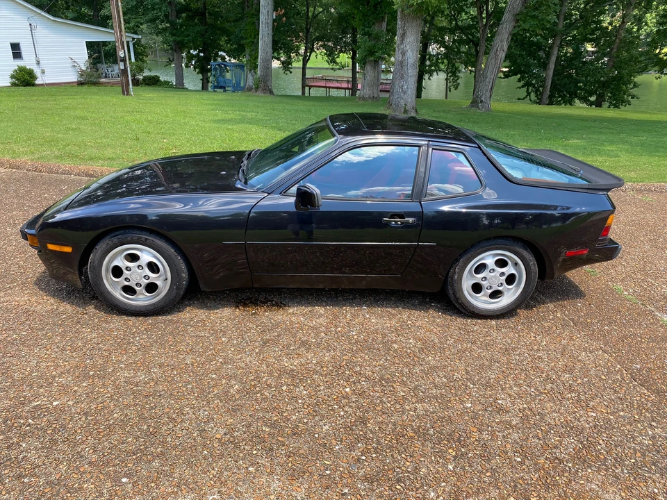 1988 Porsche 944 - Image 6 of 31