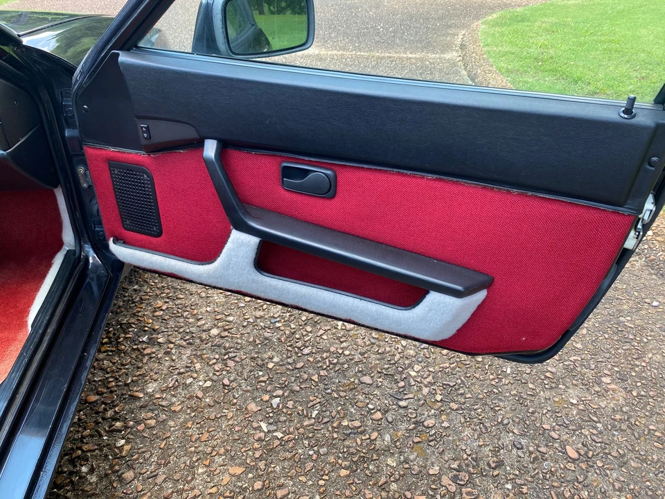 1988 Porsche 944 - Image 28 of 31
