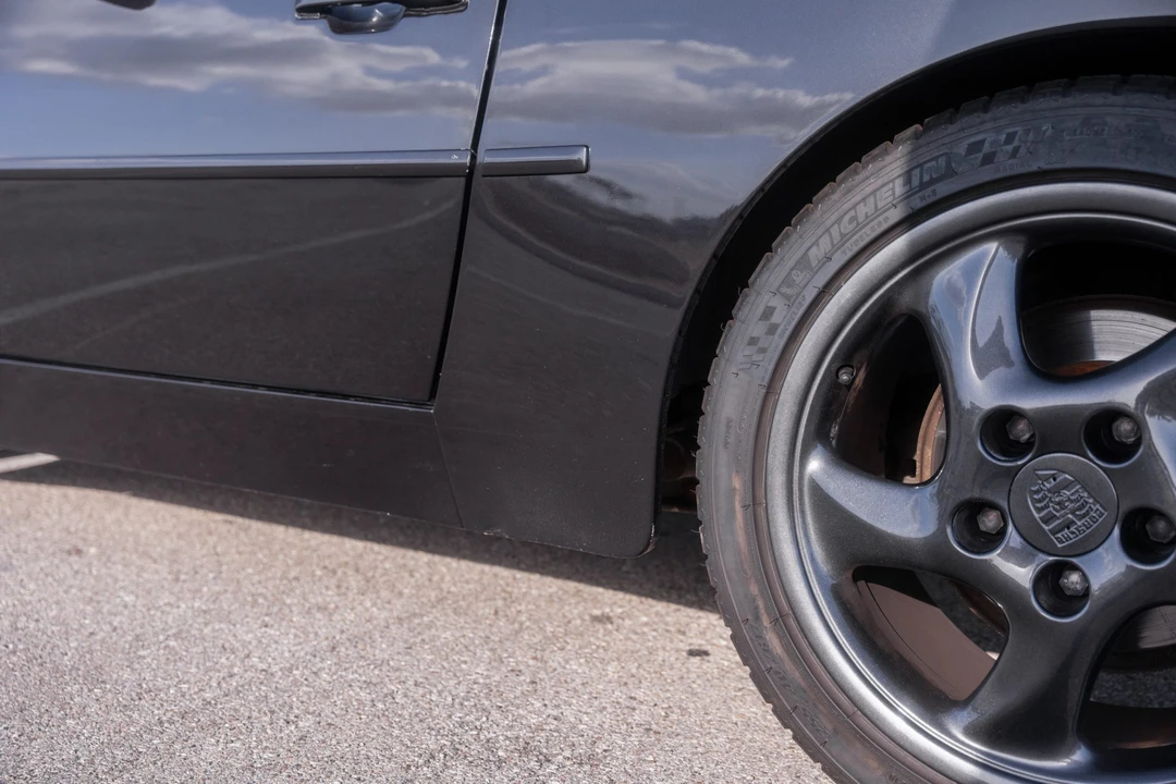 1988 Porsche 944 - Image 15 of 31