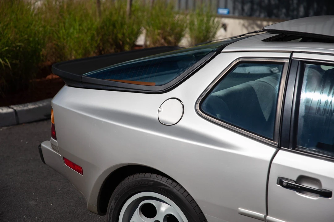 1988 Porsche 944 - Image 20 of 31