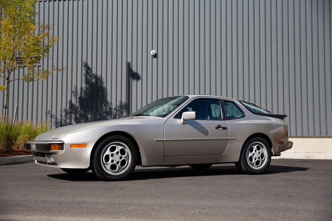 1988 Porsche 944 - Image 2 of 31