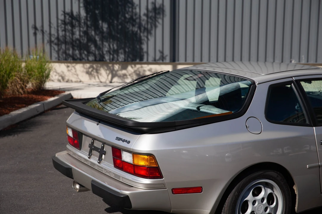 1988 Porsche 944 - Image 22 of 31