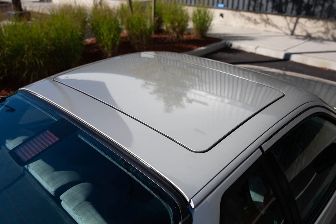 1988 Porsche 944 - Image 24 of 31
