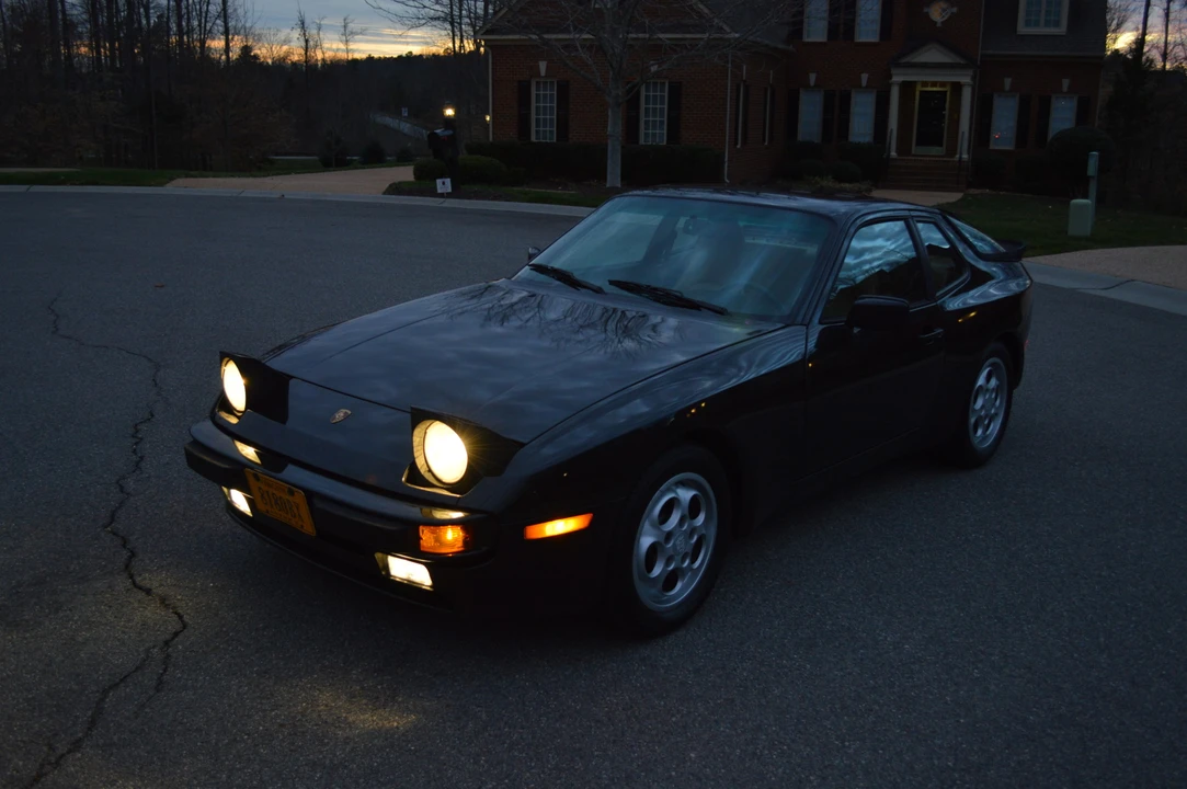 1988 Porsche 944 - Image 20 of 31