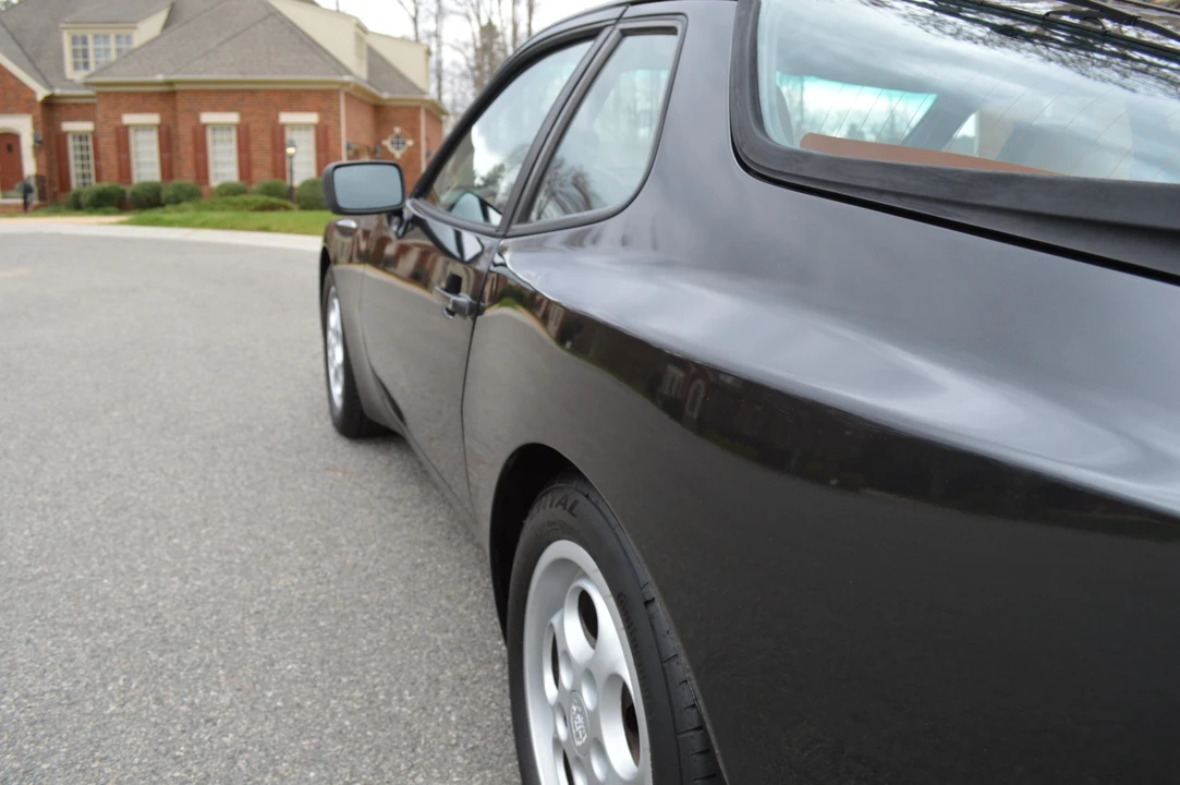 1988 Porsche 944 - Image 16 of 31
