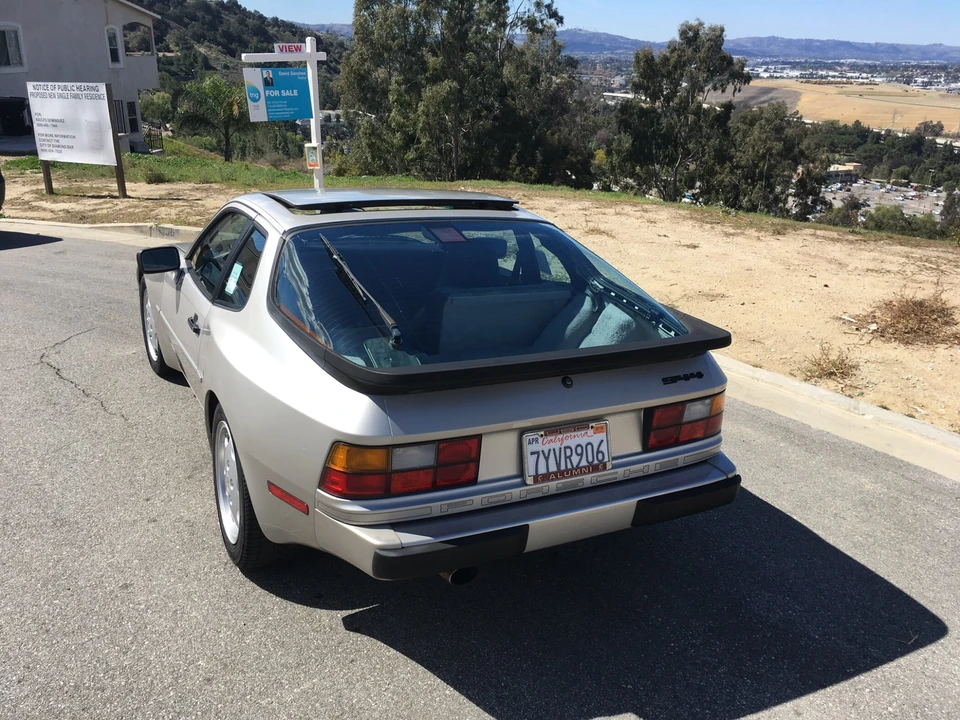 1988 Porsche 944 S - Image 6 of 31