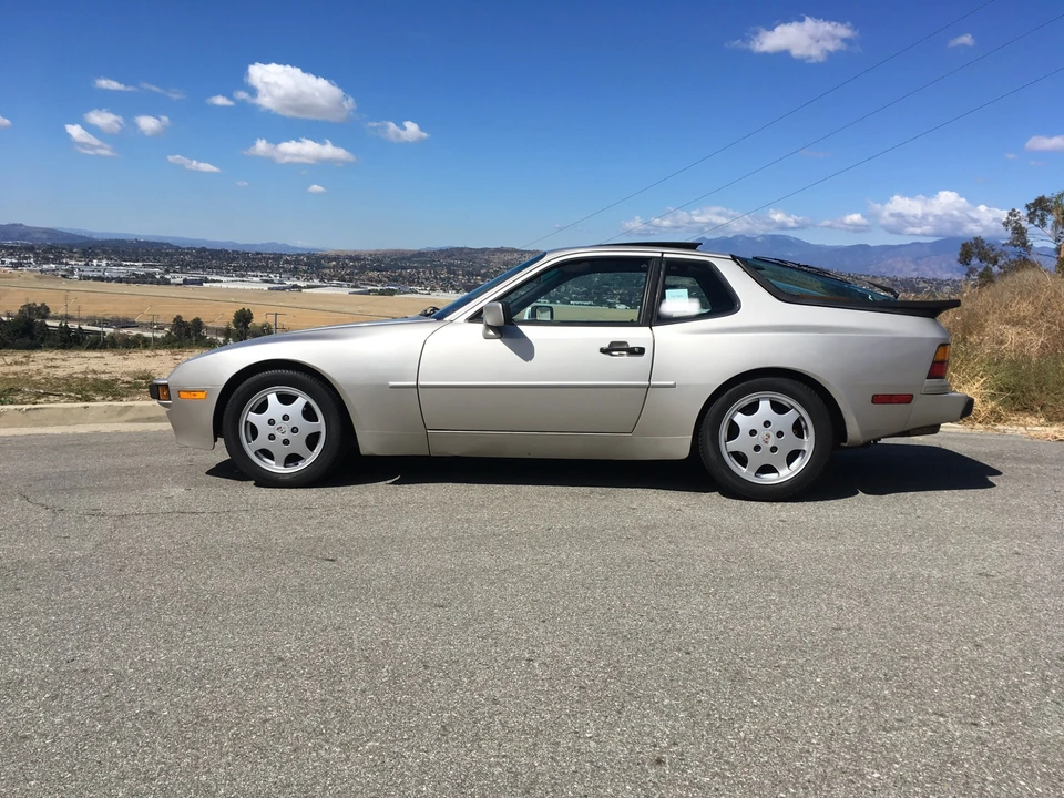 1988 Porsche 944 S - Image 4 of 31