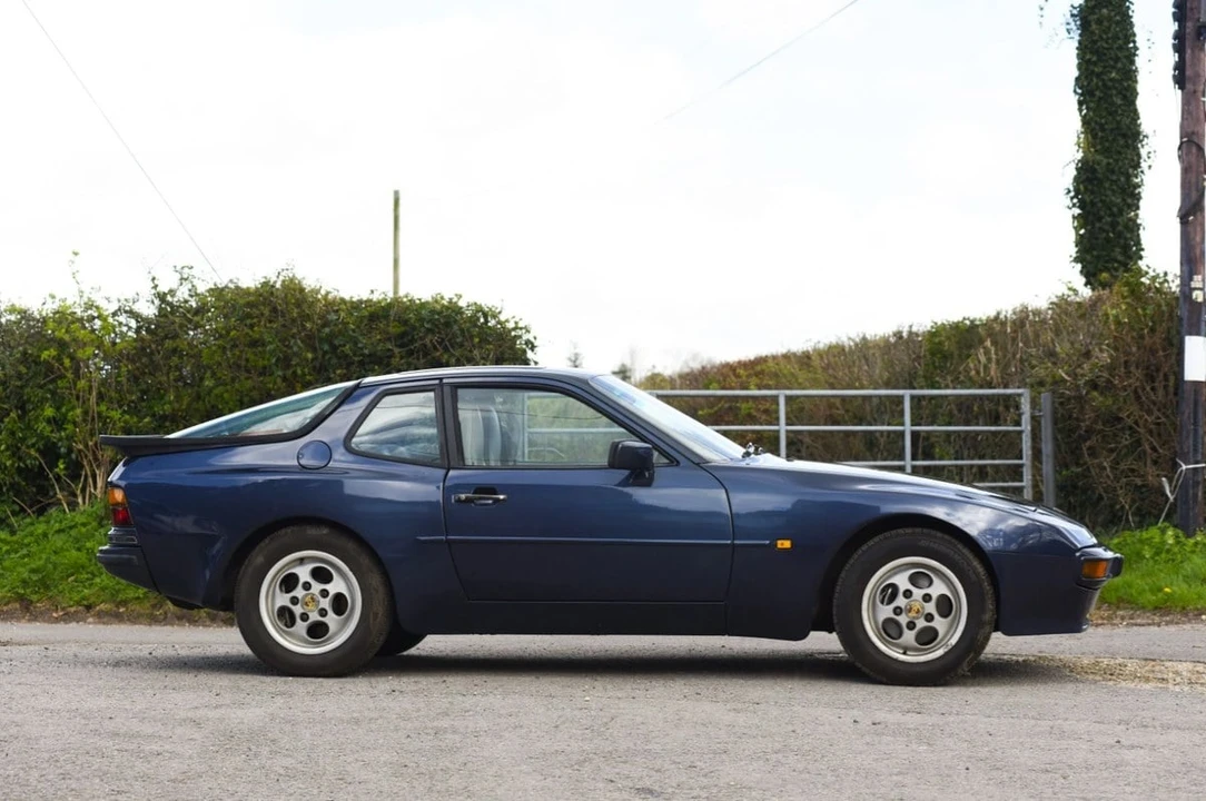 1988 Porsche 944 - Image 6 of 31