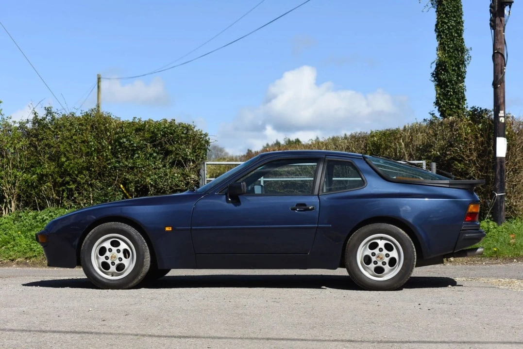 1988 Porsche 944 - Image 7 of 31