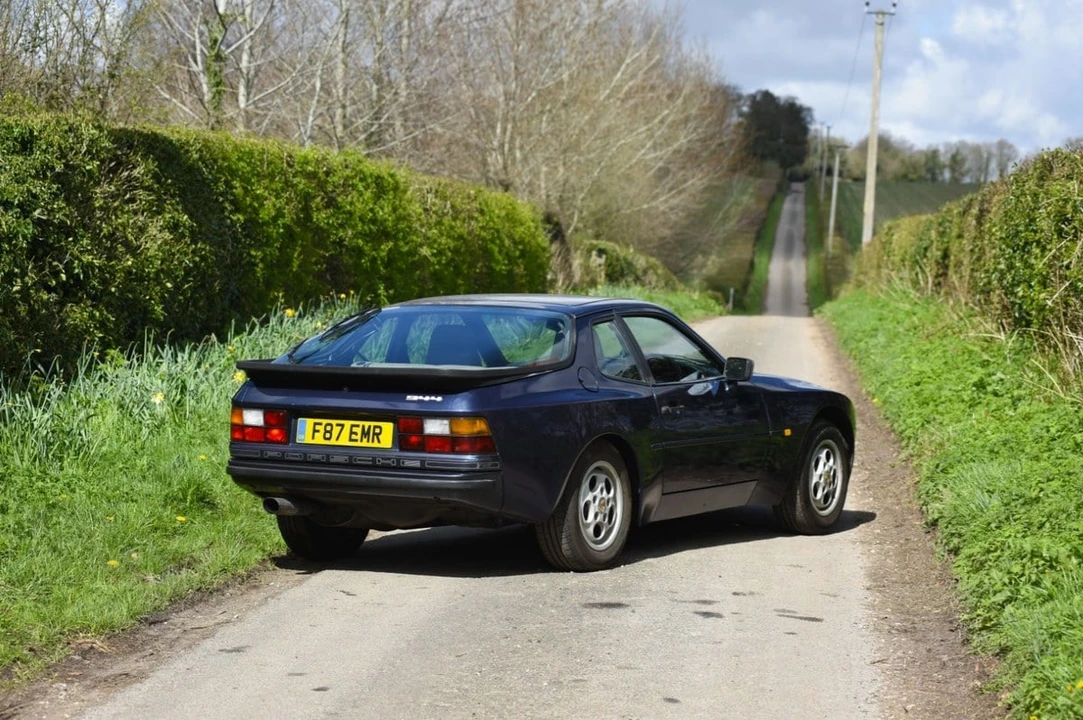 1988 Porsche 944 - Image 15 of 31