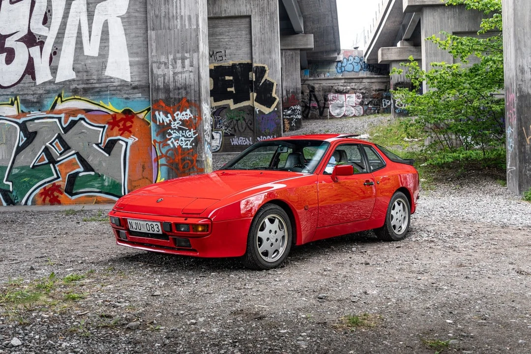 1988 Porsche 944 - Image 3 of 31