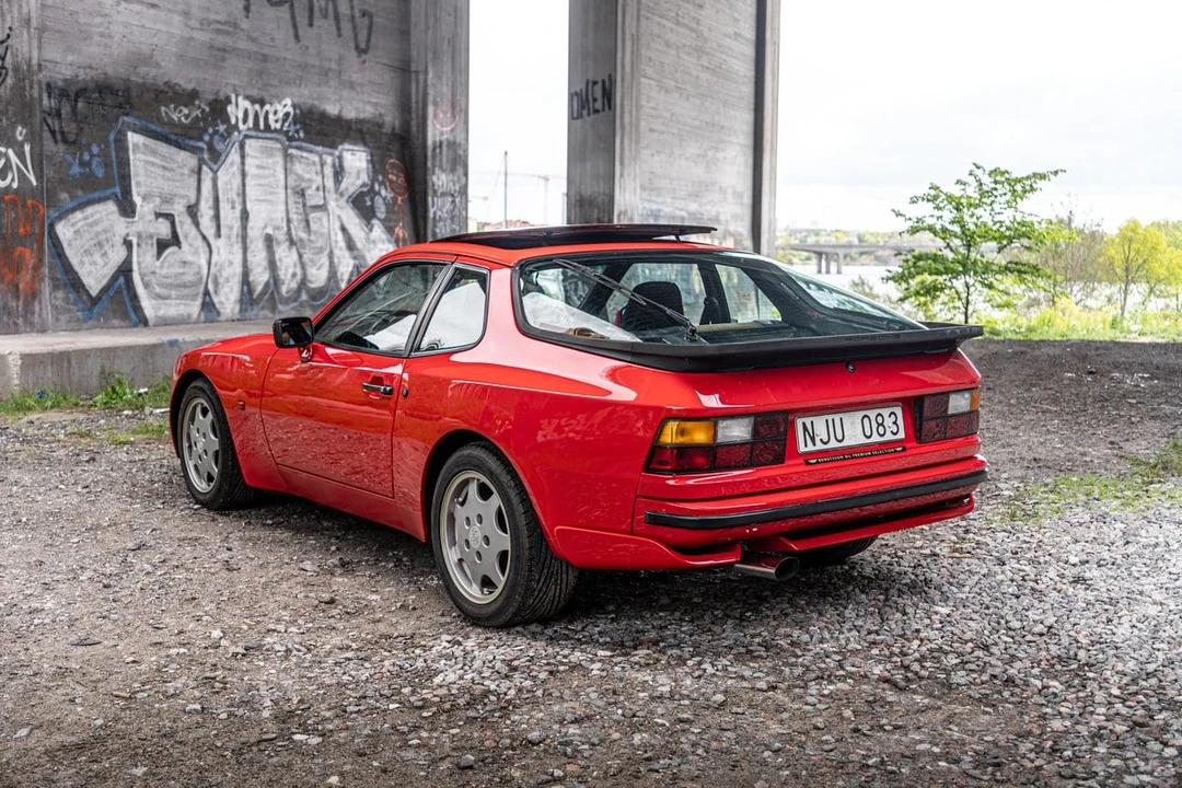 1988 Porsche 944 - Image 21 of 31