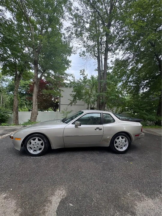 1988 Porsche 944 S - Image 2 of 20