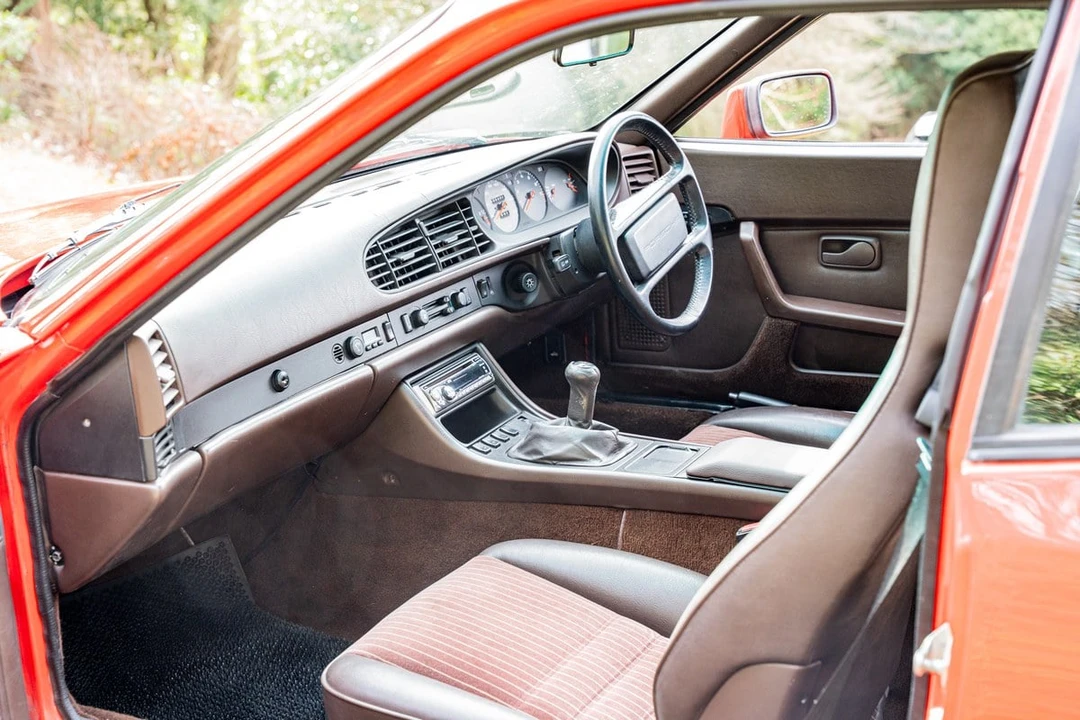 1988 Porsche 944 S - Image 15 of 31