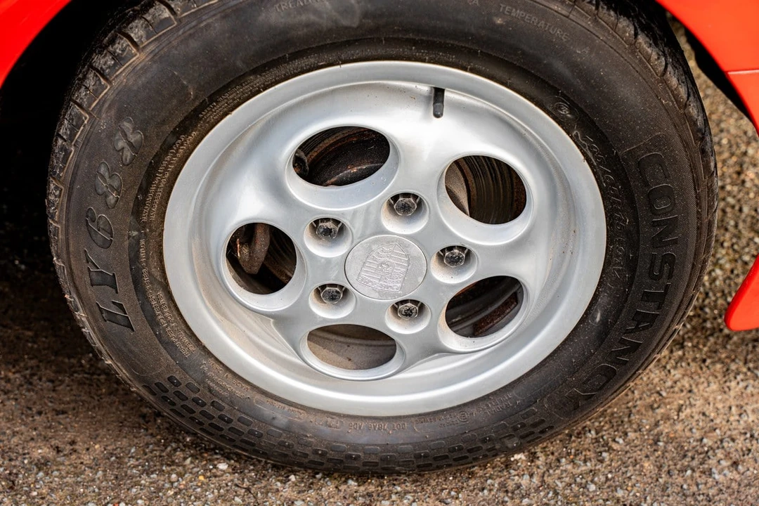 1988 Porsche 944 S - Image 10 of 31
