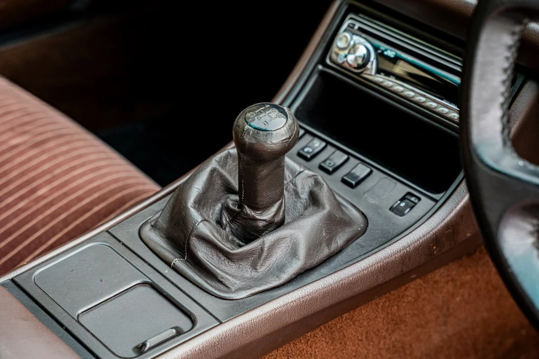 1988 Porsche 944 S - Image 23 of 31