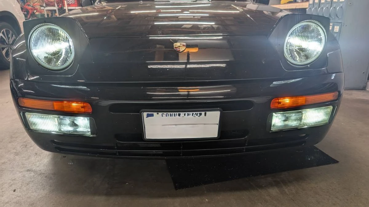 1988 Porsche 944 S - Image 2 of 15