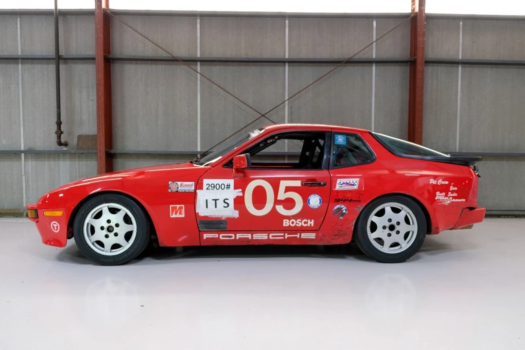 1988 Porsche 944 S - Image 3 of 31