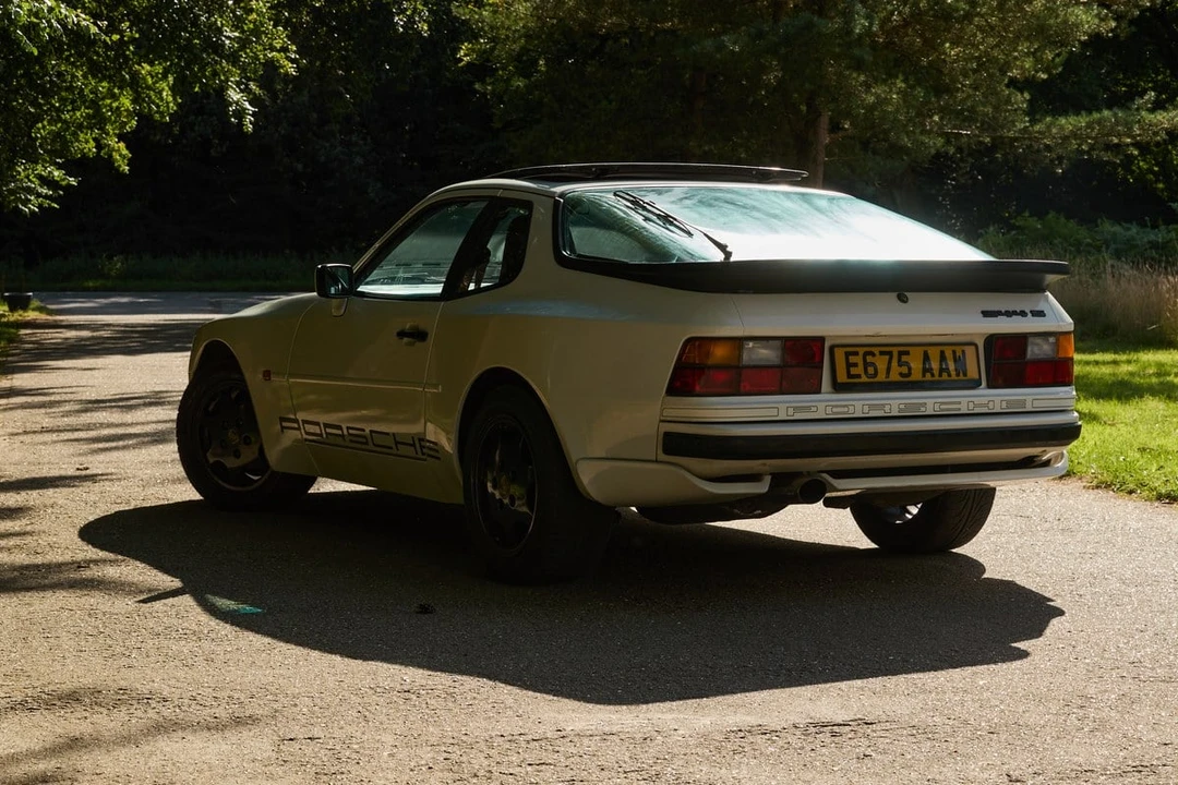 1988 Porsche 944 S - Image 7 of 30