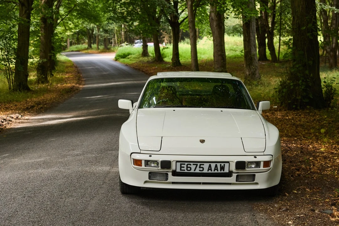 1988 Porsche 944 S - Image 2 of 30