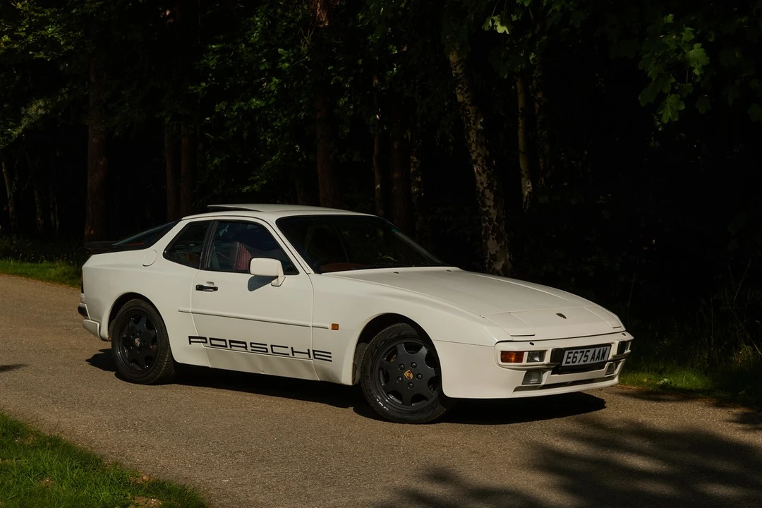 1988 Porsche 944 S - Image 5 of 30