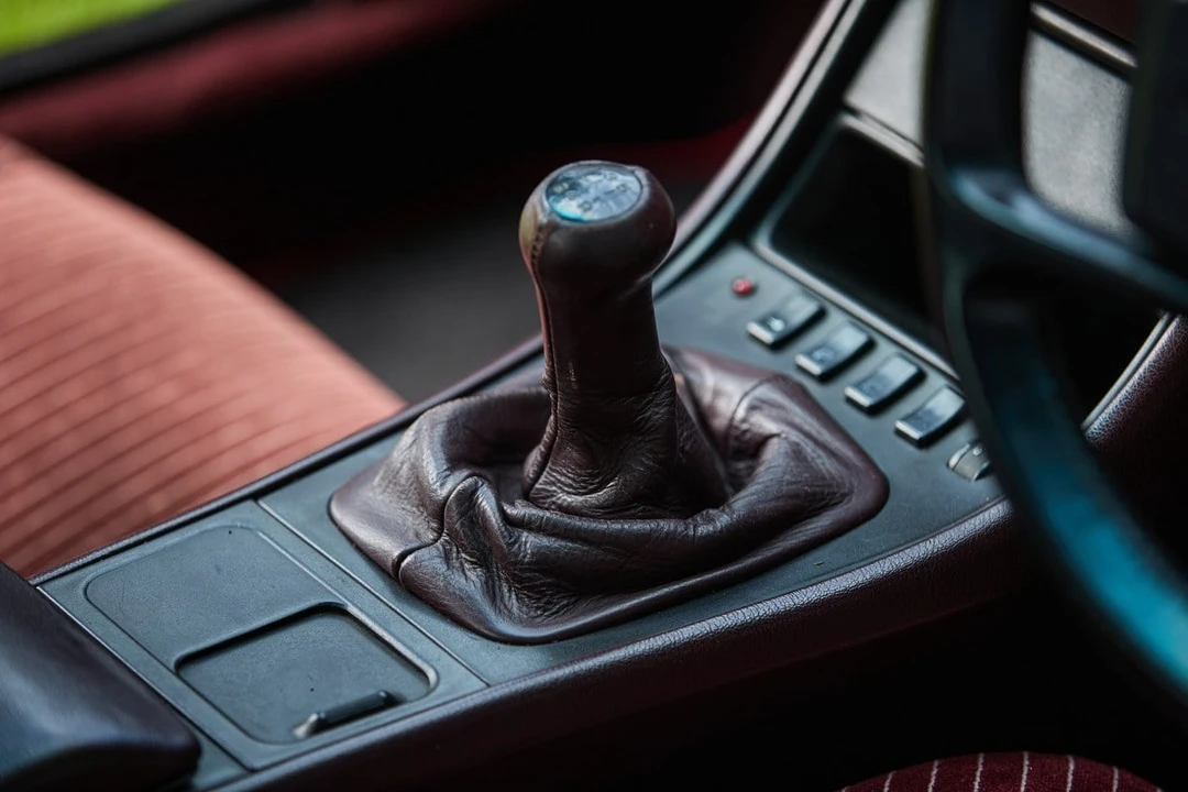 1988 Porsche 944 S - Image 28 of 30