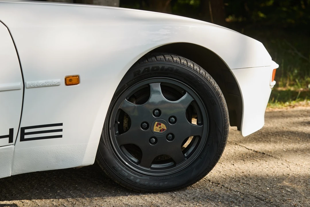 1988 Porsche 944 S - Image 12 of 30