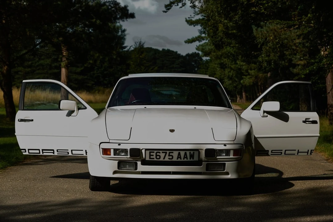 1988 Porsche 944 S - Image 9 of 30
