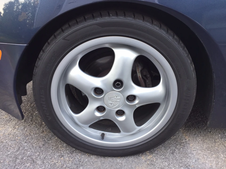 1988 Porsche 944 S - Image 16 of 31