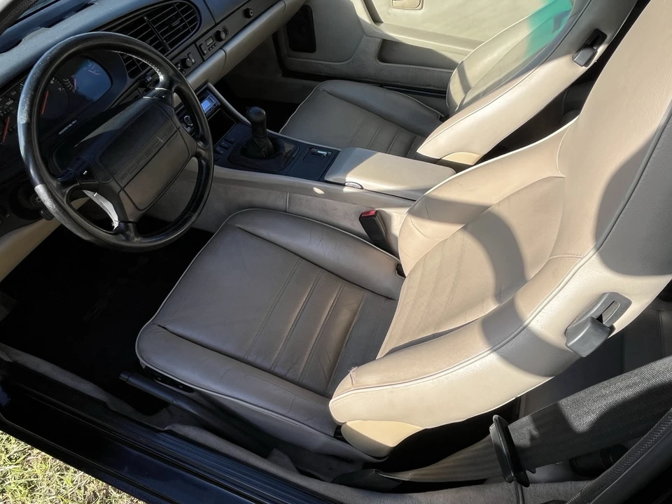 1988 Porsche 944 S - Image 14 of 21