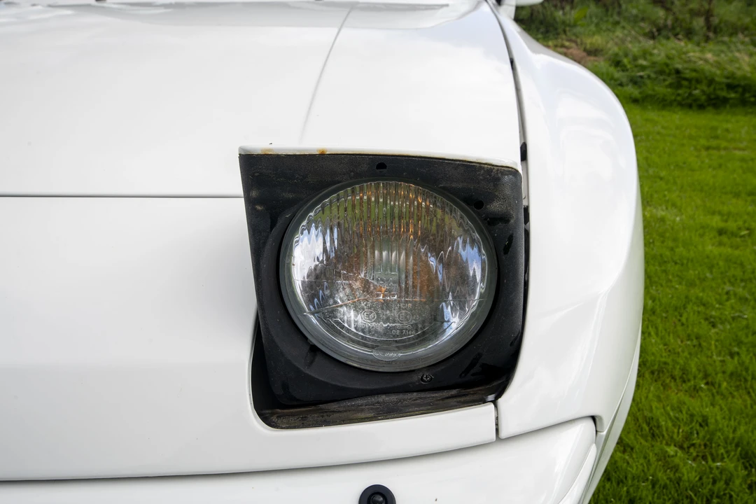 1988 Porsche 944 S - Image 10 of 31