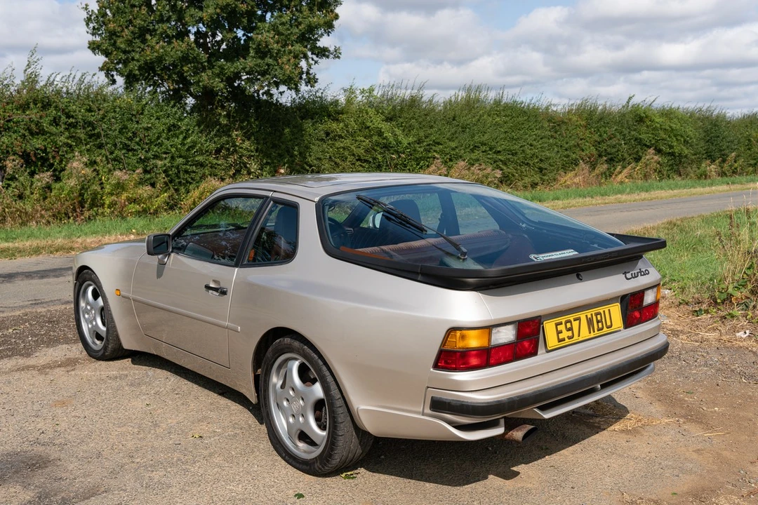 1988 Porsche 944 Turbo - Image 5 of 30