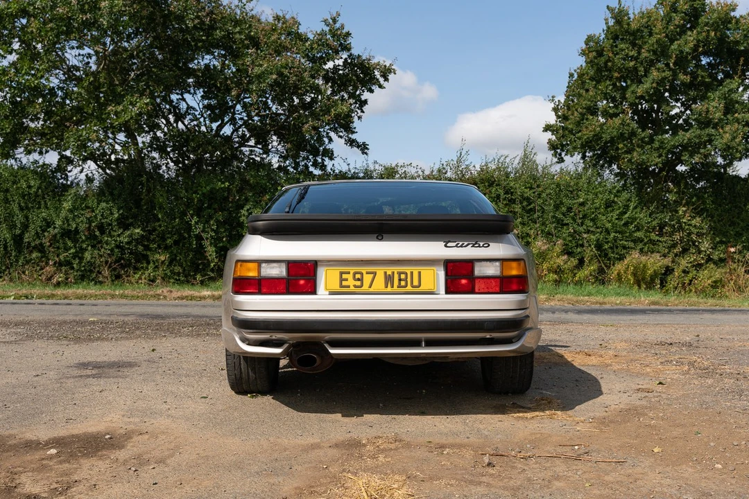 1988 Porsche 944 Turbo - Image 10 of 30