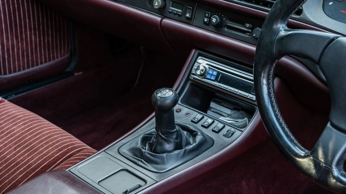 1988 Porsche 944 Turbo - Image 20 of 30
