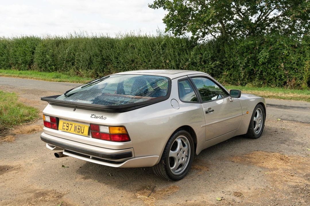 1988 Porsche 944 Turbo - Image 12 of 30