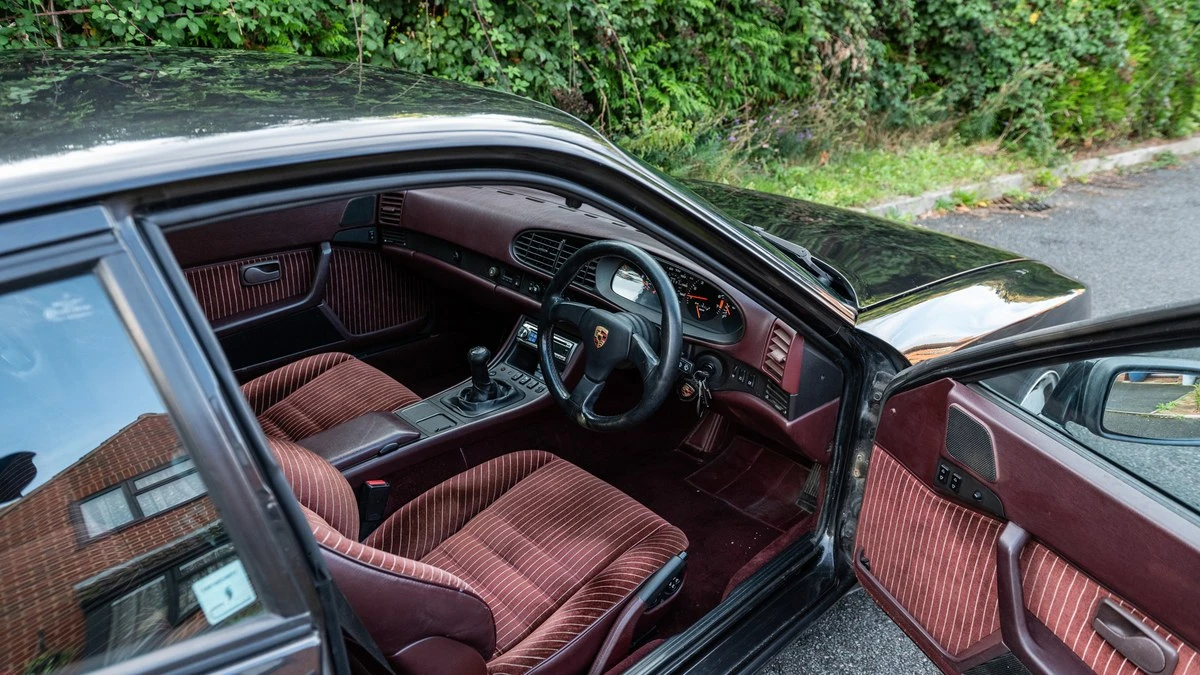 1988 Porsche 944 Turbo - Image 14 of 30