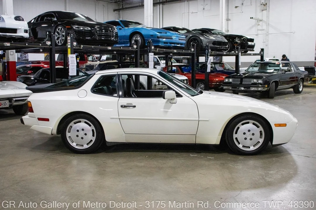 1988 Porsche 944 Turbo - Image 8 of 12