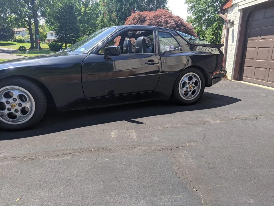 1988 Porsche 944 Turbo - Image 4 of 31