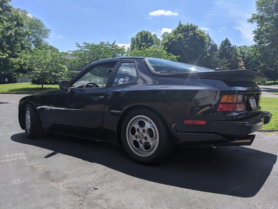 1988 Porsche 944 Turbo - Image 9 of 31