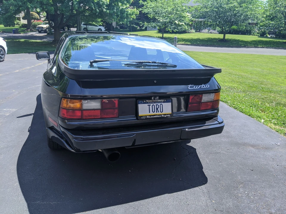 1988 Porsche 944 Turbo - Image 11 of 31