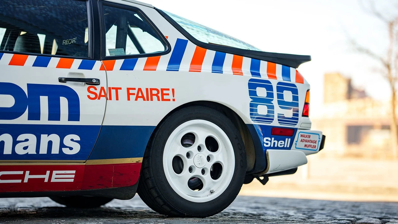1988 Porsche 944 - Image 23 of 31
