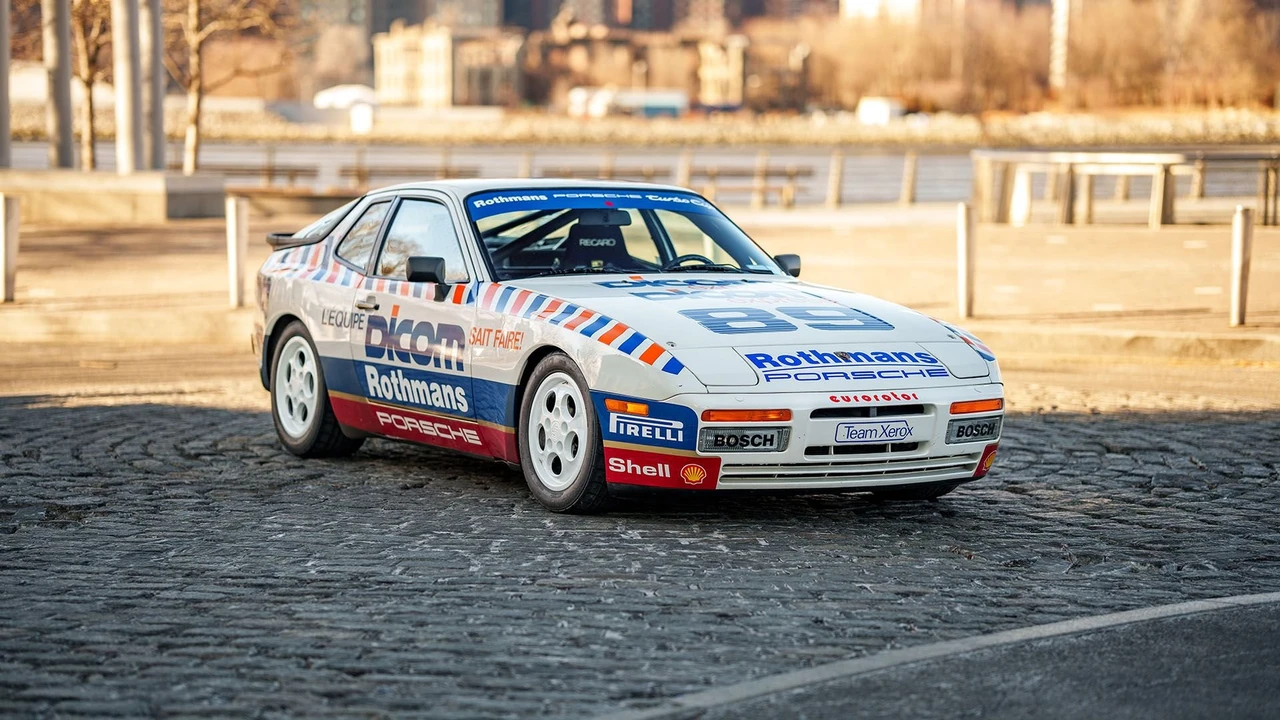 1988 Porsche 944 - Image 8 of 31