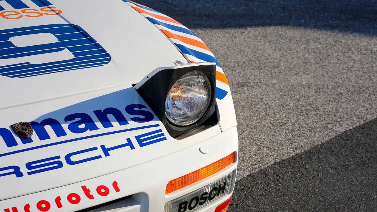 1988 Porsche 944 - Image 7 of 31