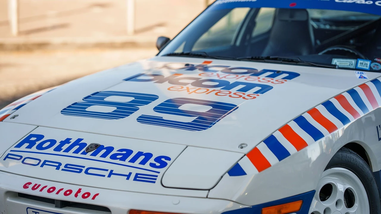 1988 Porsche 944 - Image 17 of 31