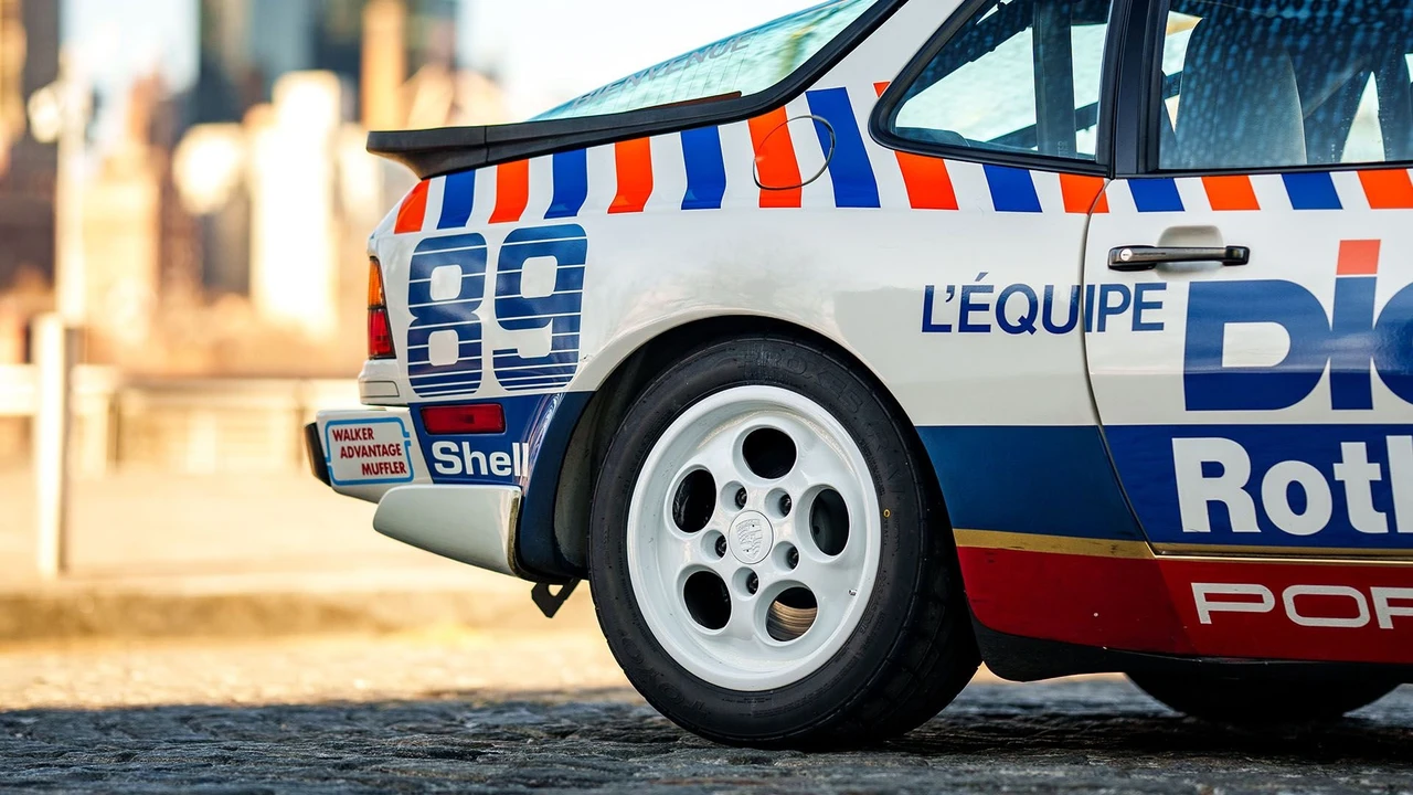 1988 Porsche 944 - Image 29 of 31