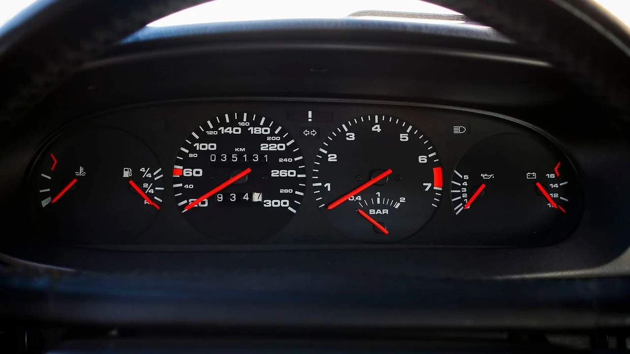 1988 Porsche 944 - Image 30 of 31