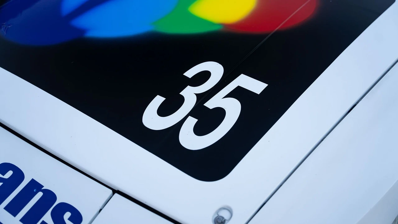 1988 Porsche 944 - Image 25 of 31